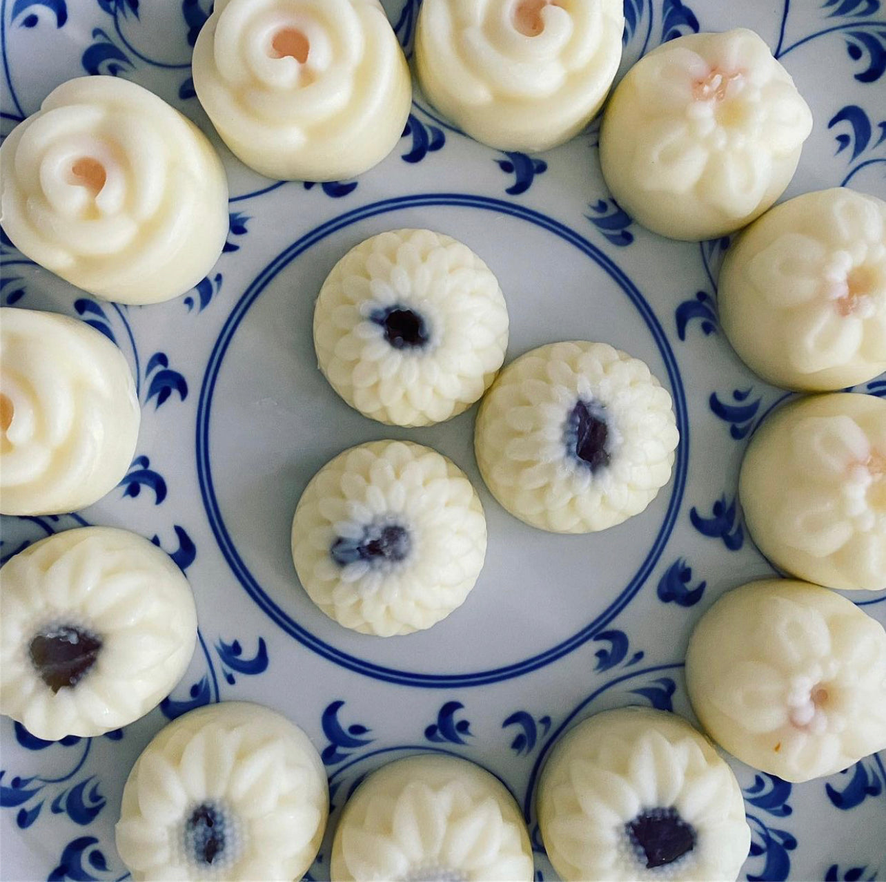 Wax Melts ~ Organic Coconut Wax & Organic Beeswax ~ Essential Oils Only ~ Soy Free ~ Palm Oil Free ~ All Natural