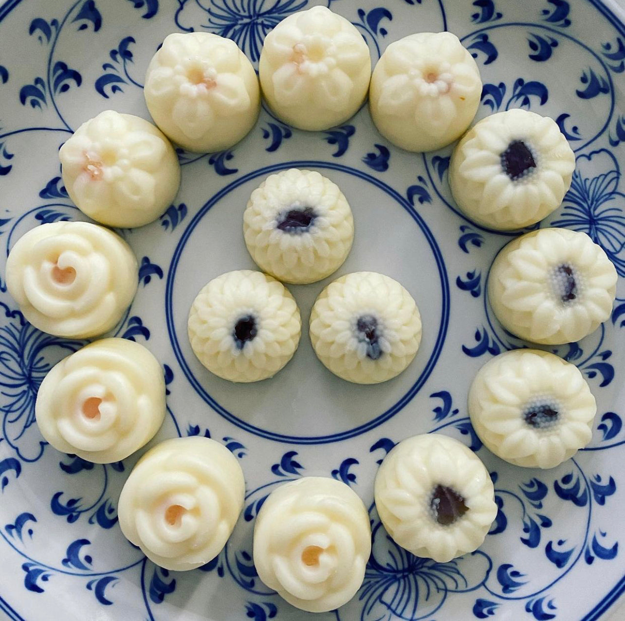 Wax Melts ~ Organic Coconut Wax & Organic Beeswax ~ Essential Oils Only ~ Soy Free ~ Palm Oil Free ~ All Natural